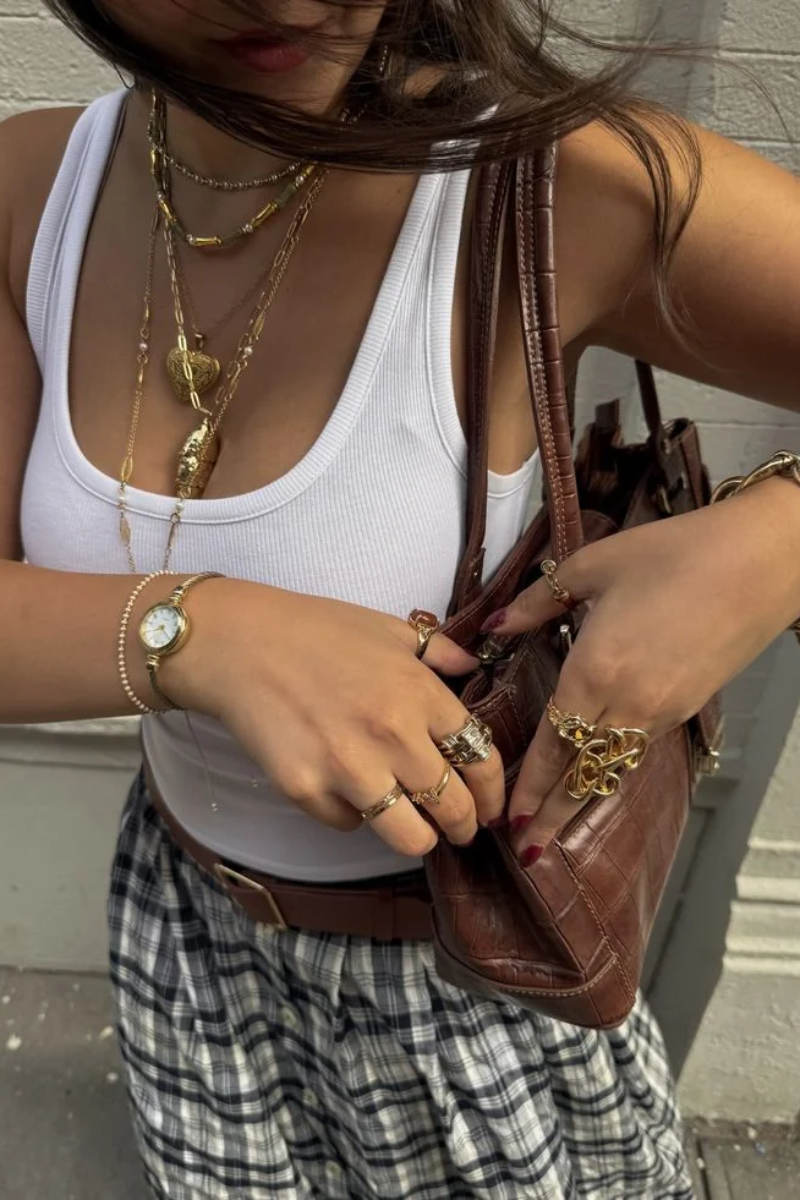 How Many Accessories Should You Wear
